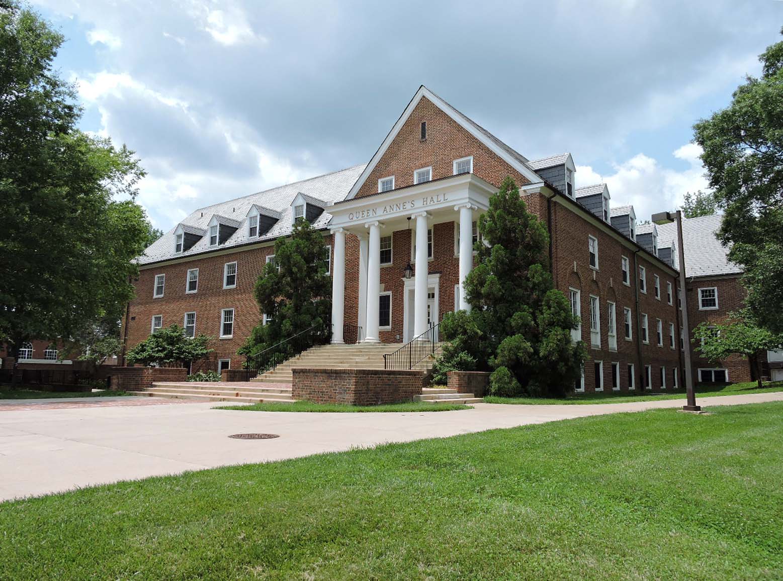 QUEEN ANNES HALL