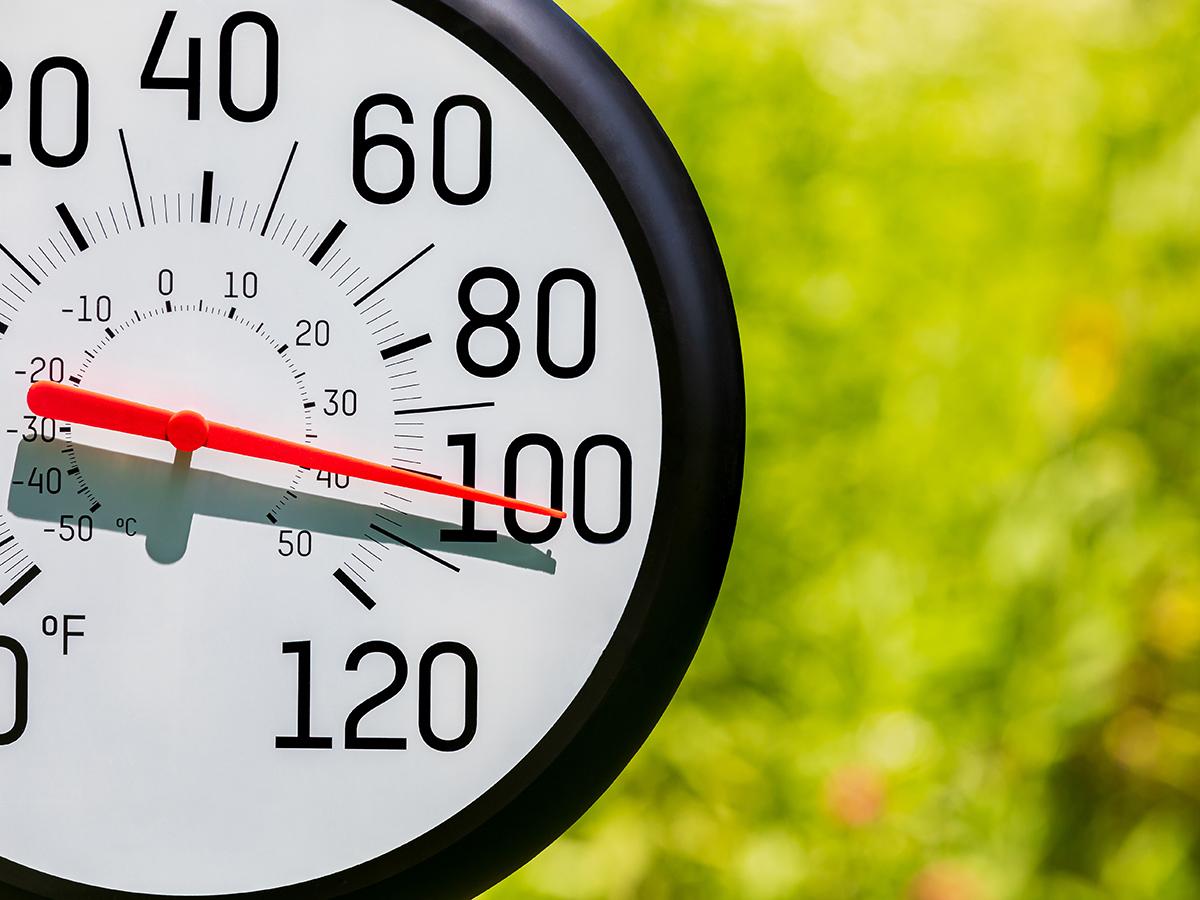 outdoor thermometer
