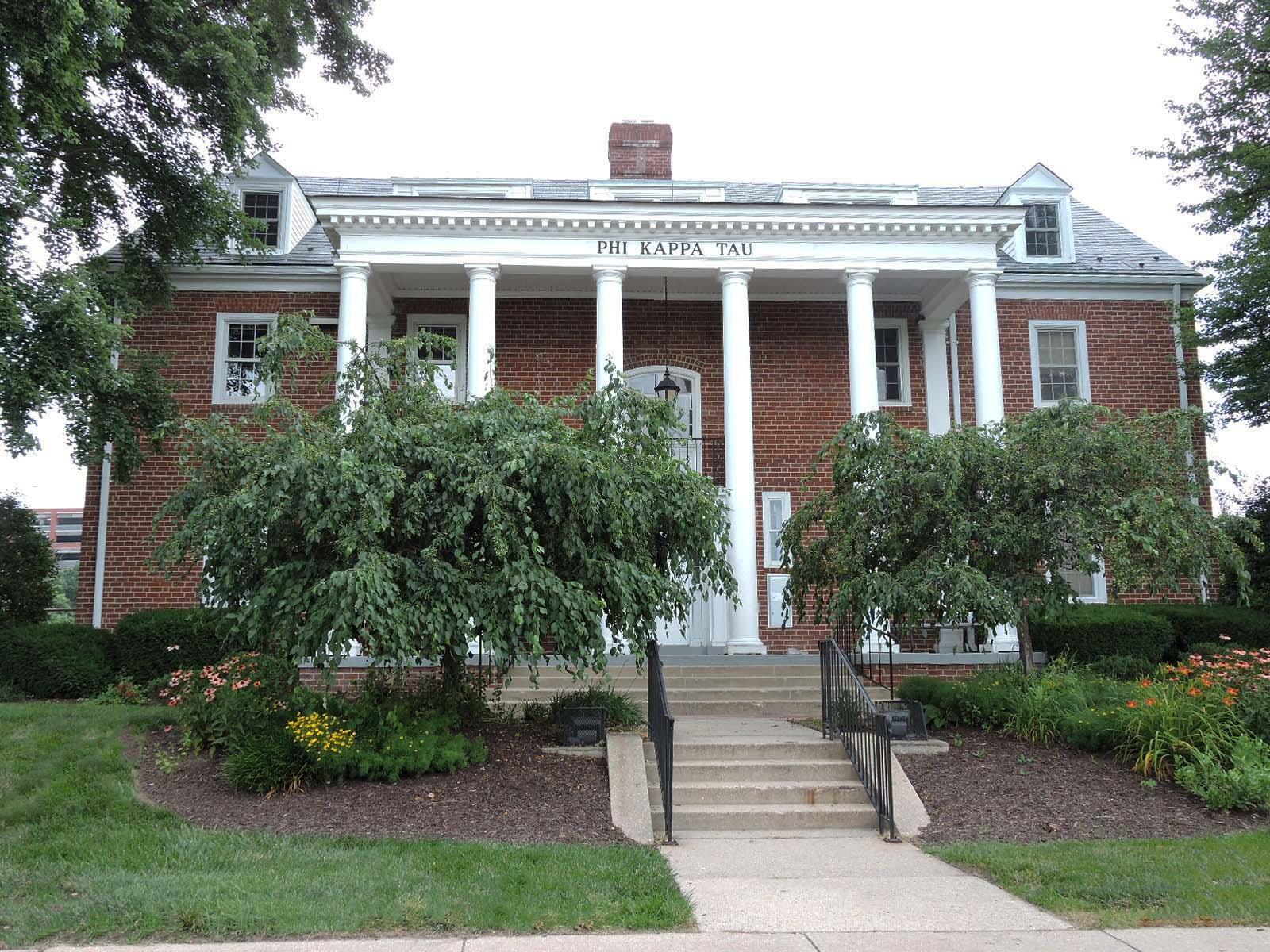 GREEK HOUSE 5