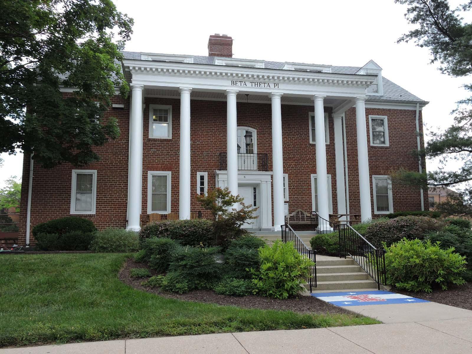 GREEK HOUSE 6