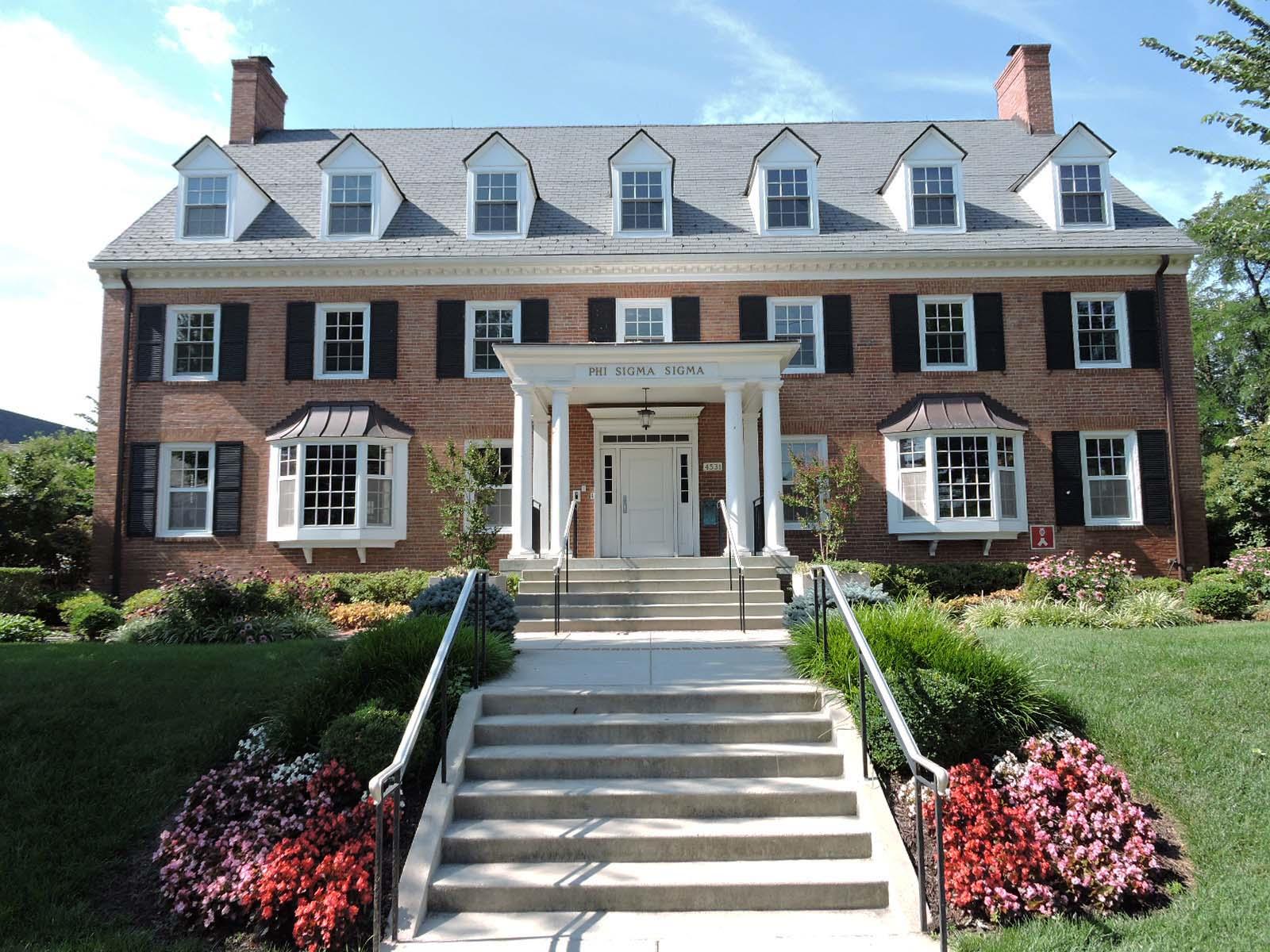 GREEK HOUSE 171