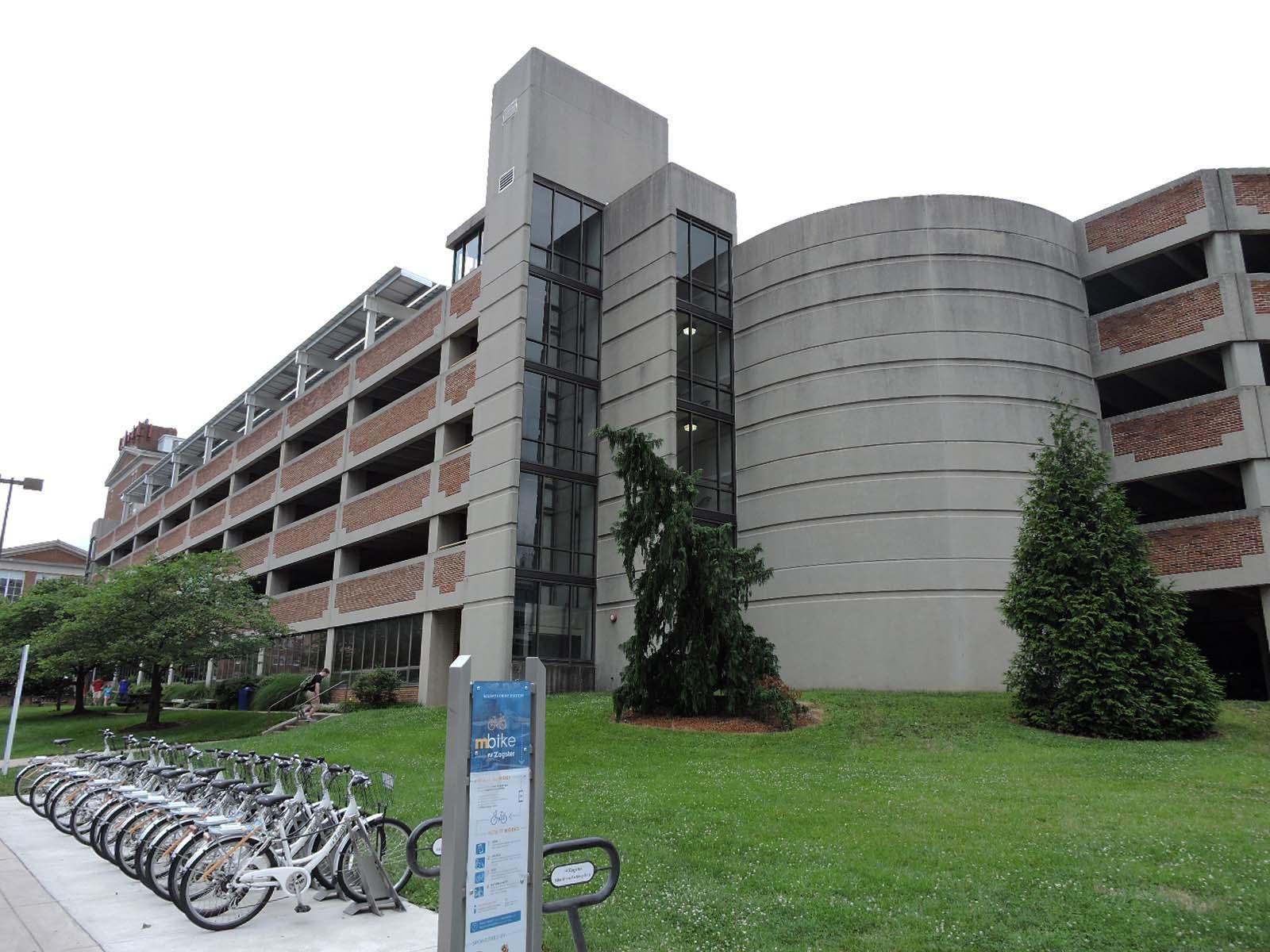 REGENTS DRIVE PARKING GARAGE