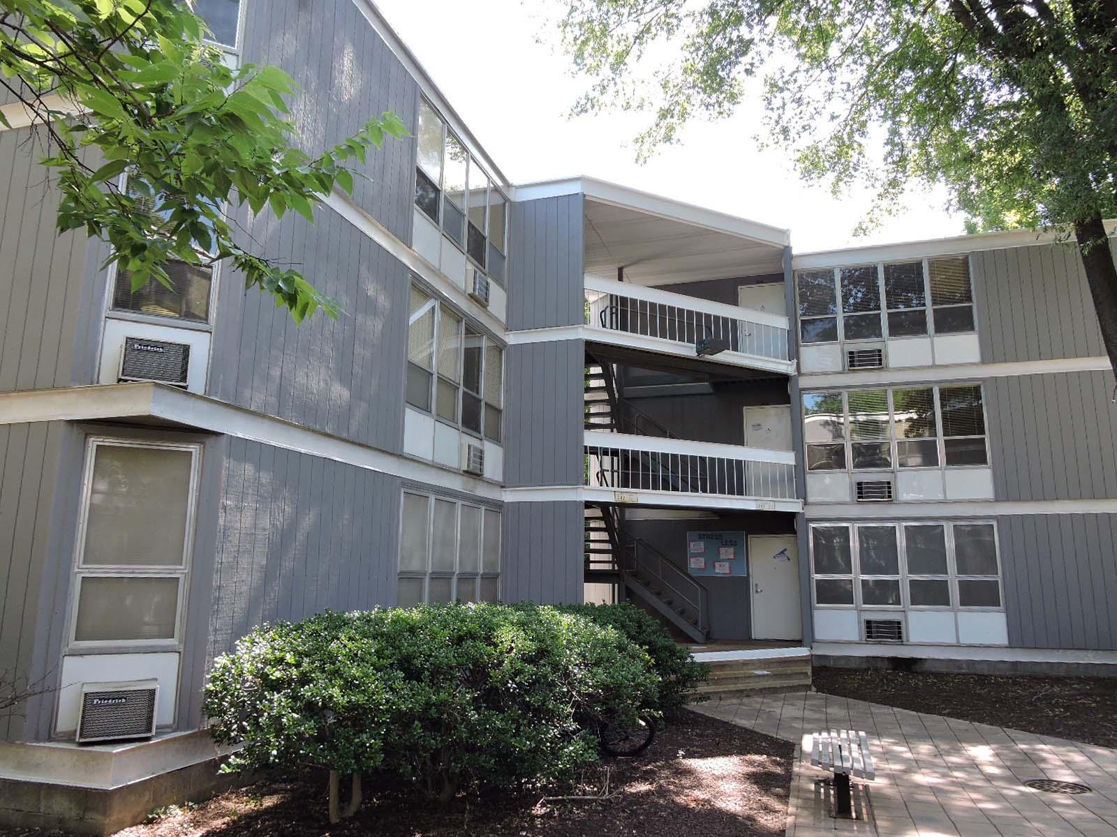 LEONARDTOWN 242