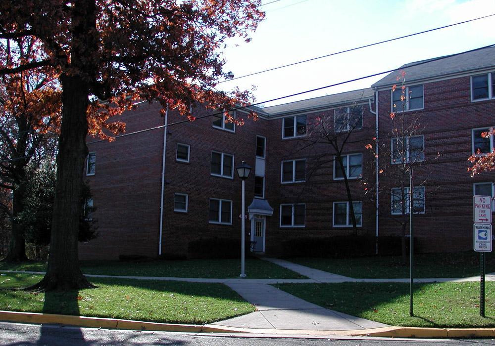GRADUATE GARDENS APARTMENTS 26