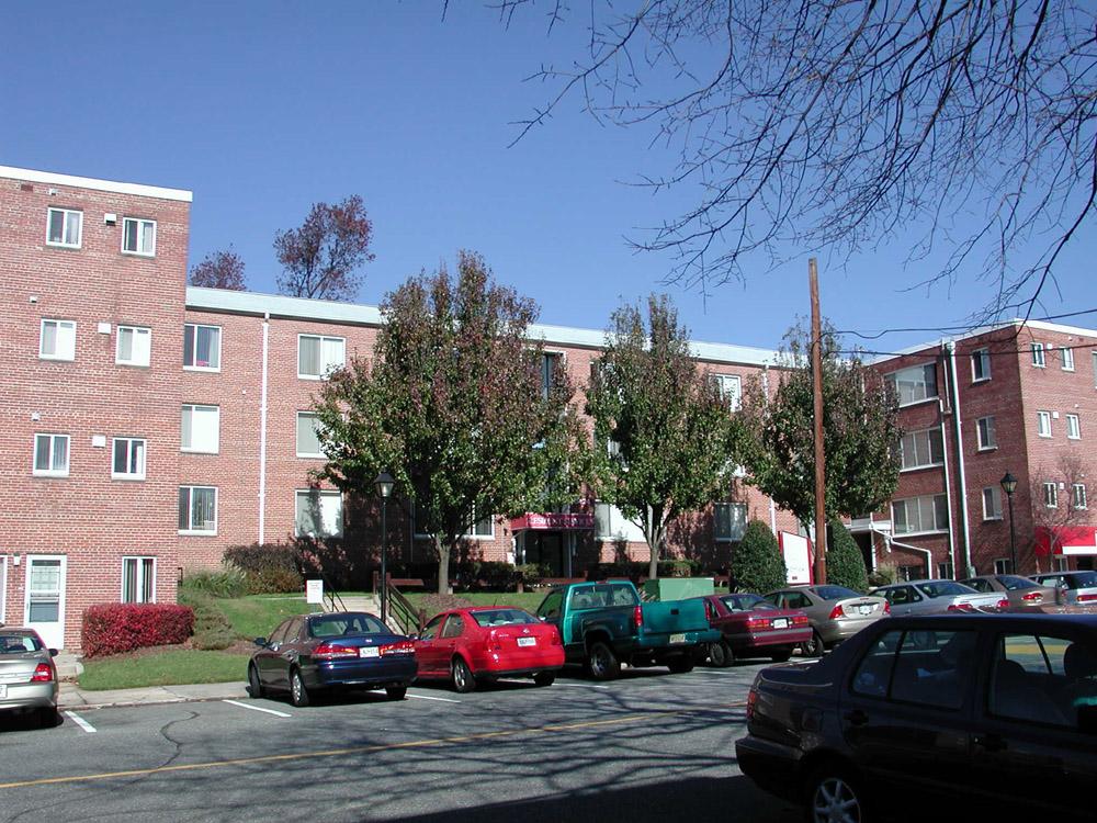 GRADUATE HILLS APT 3