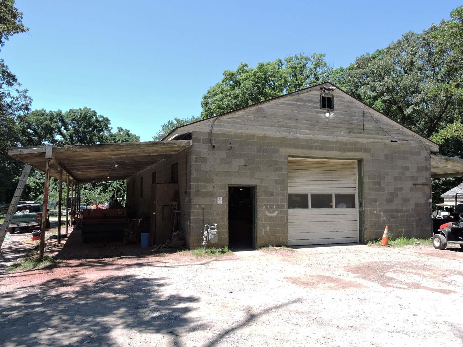 GOLF COURSE REPAIR SHOP