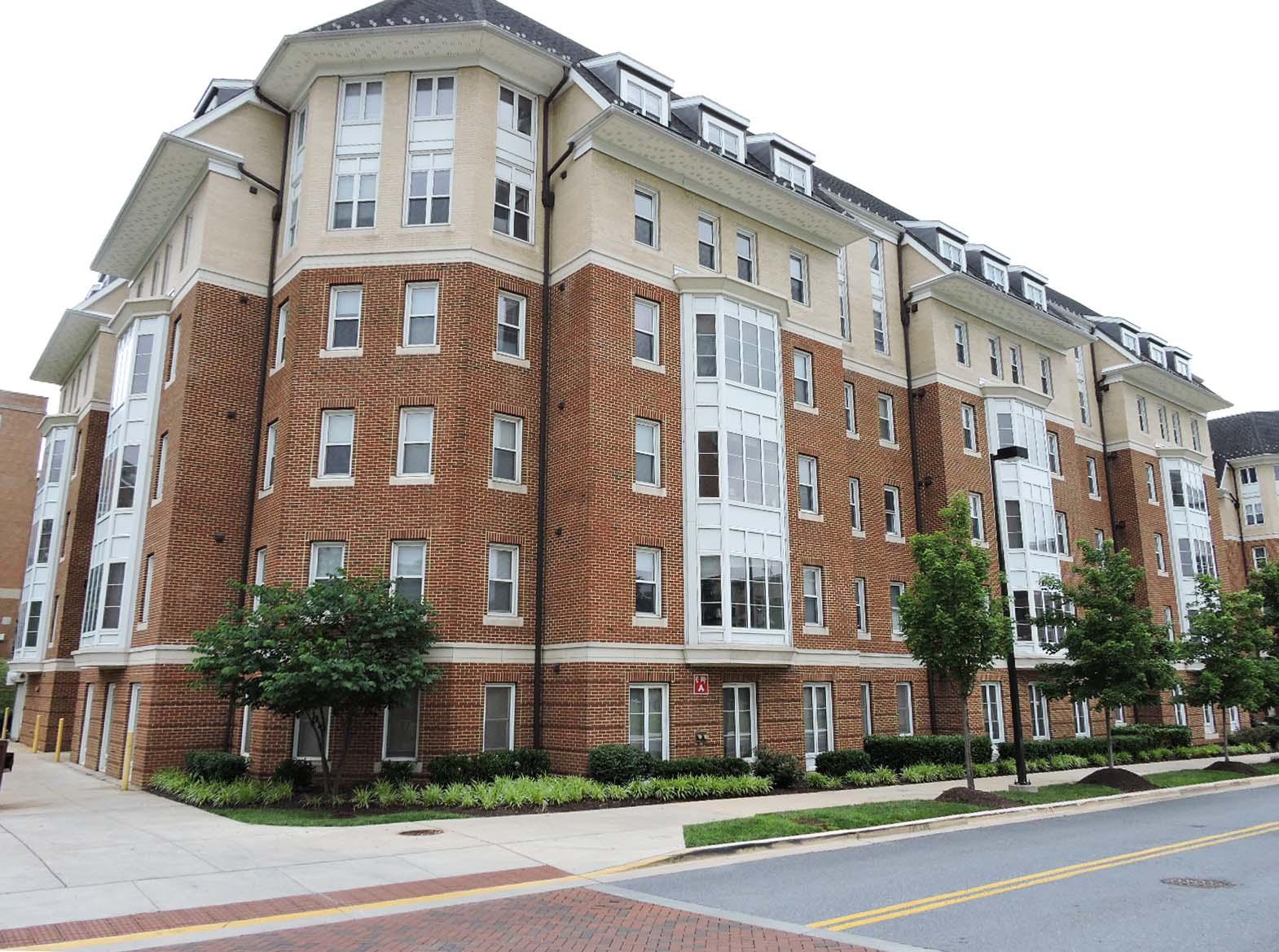 SOUTH CAMPUS COMMONS 5